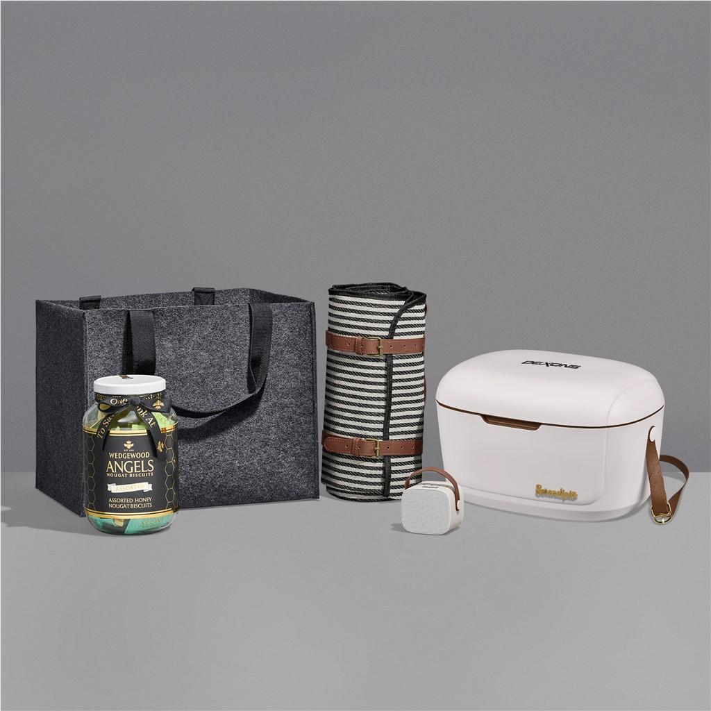 Yatta Finest Finds Hamper